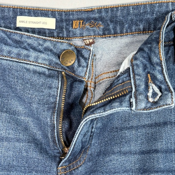 Kut from the Kloth Blue Ankle Straight Leg Jeans Women Size 18W 42x25.5 Raw Hem - Picture 3 of 9